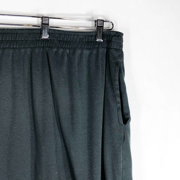 Roamans Plus Sz 5X Capri Pants Black Elastic Waist Pull On Cropped Stretch 1121 - Picture 4 of 4